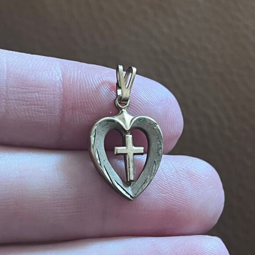 Vintage Dainty 1/20 14K Gold Filled Heart Cross Pendant Charm for Necklace